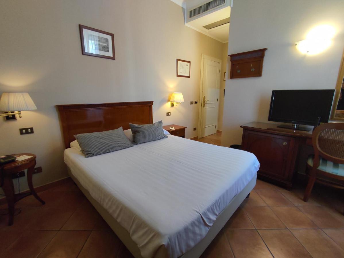 Nuvò 4*