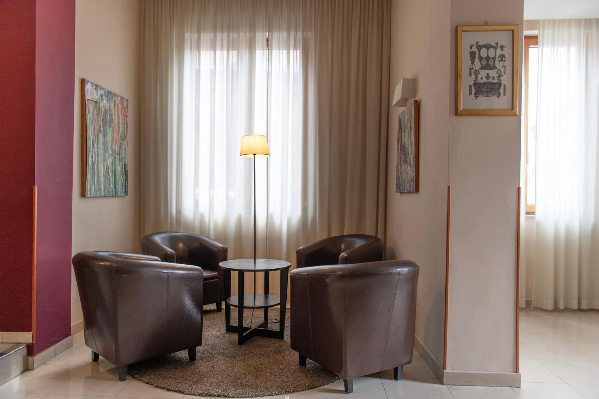 Hotel Nuvò 4*