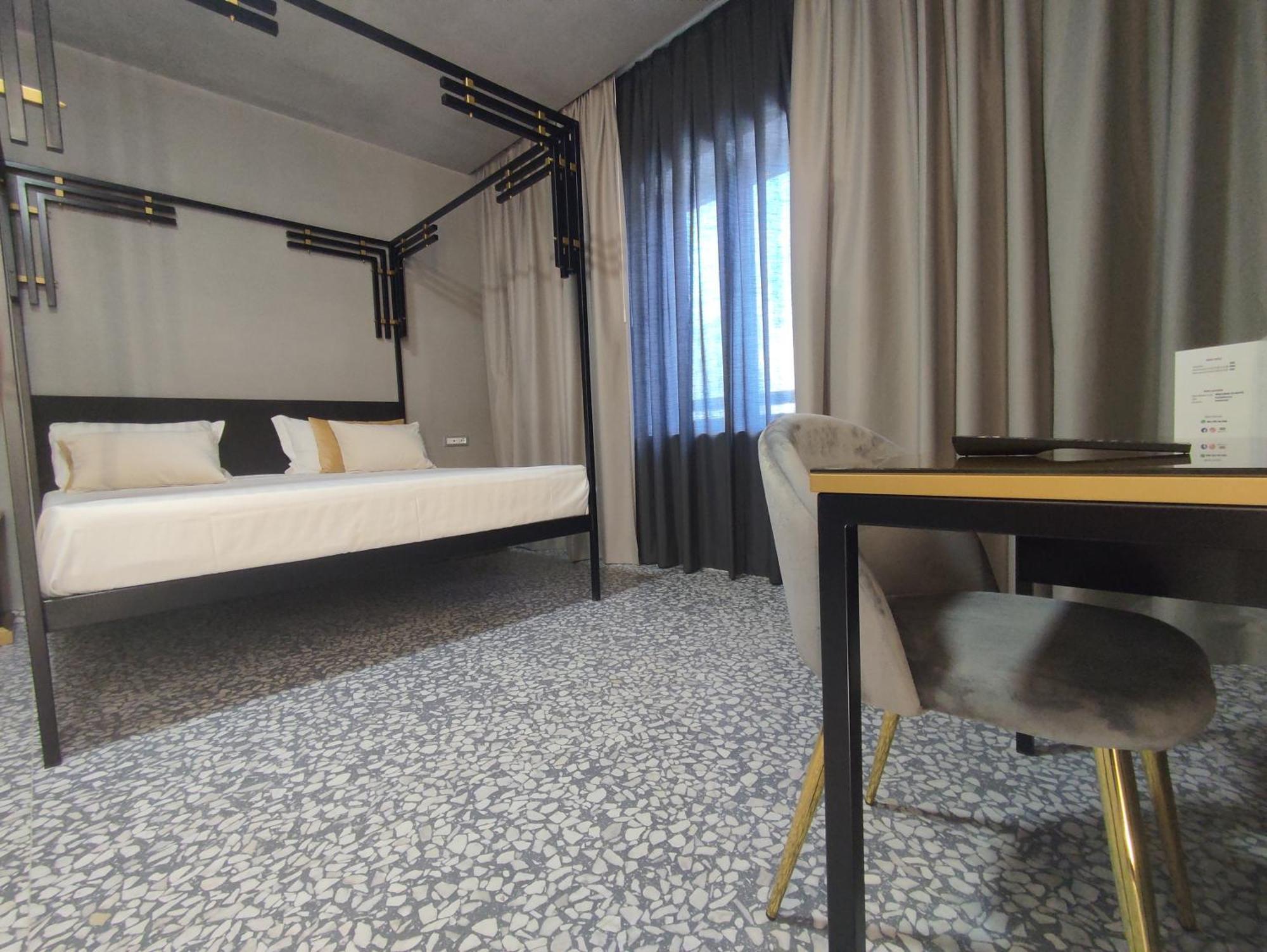 Nuvò Hotel 4*