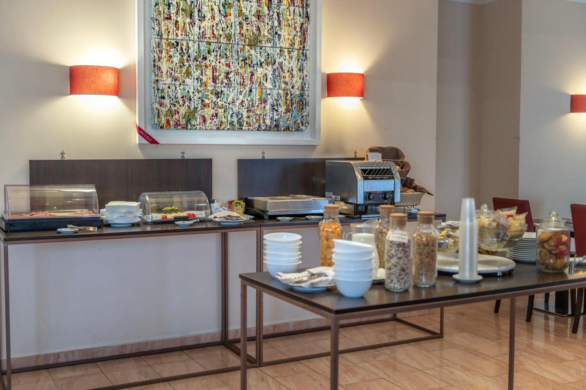 Nuvò Hotel 4*